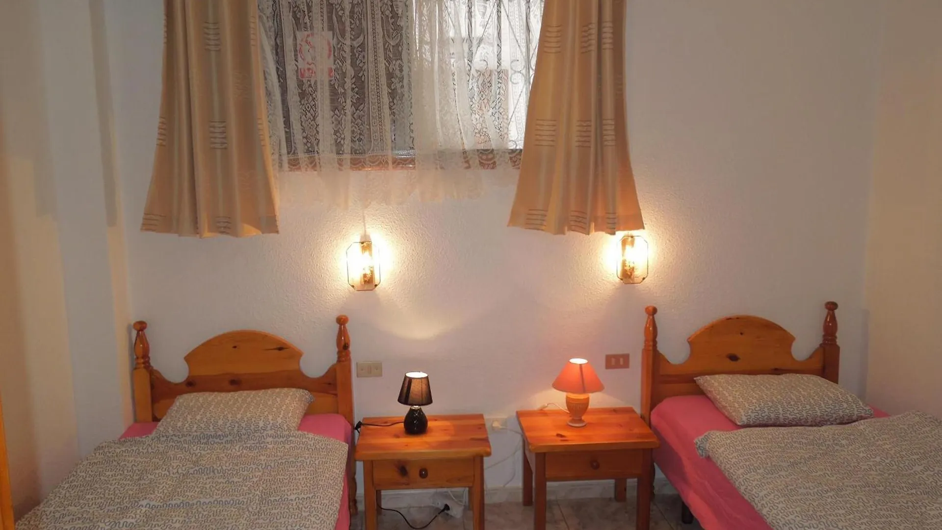 Ferienwohnung Mit Gemeinschaftspool Playa de las Américas Apartman